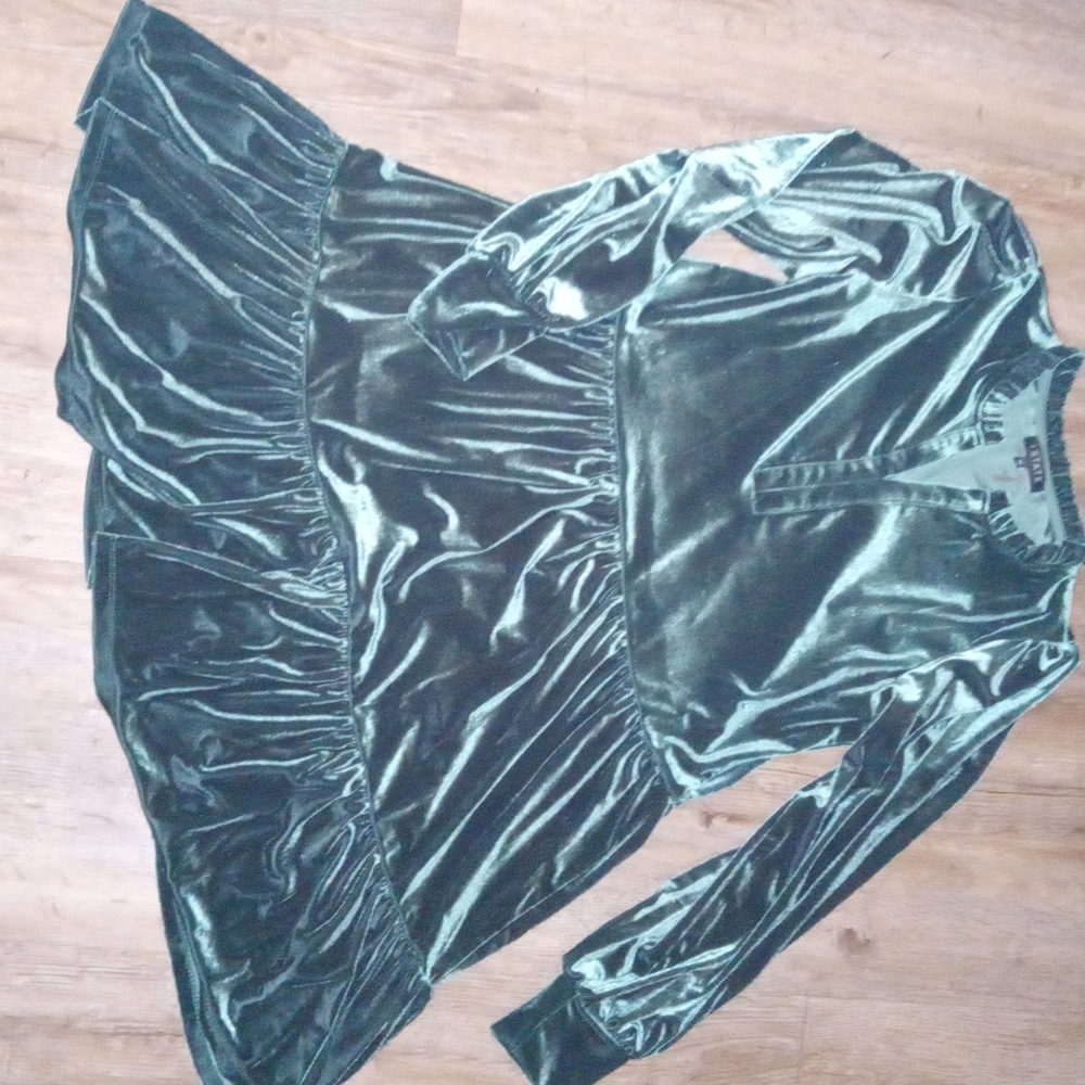 STATE Emerald Velvet Top